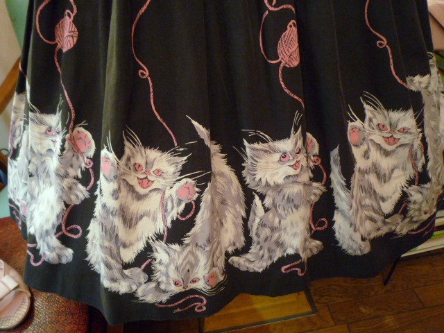 画像: ヴィンテージ 50's 黒×ピンク　ホワイトキャットスカート　